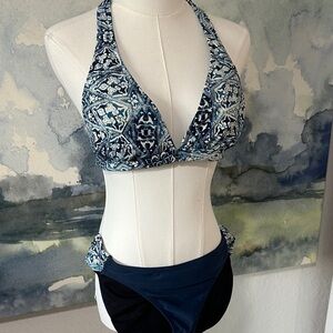 Jessica Simpson 10 Navy & Pale Blue Patterned Bikini Set